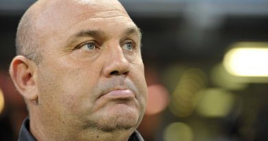 Frédéric Antonetti part du SC Bastia peu après le départ de Benoît Tavenot.