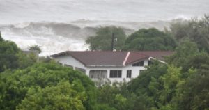 Ouragan Melissa : des vagues de plus de 8 mètres attendues en direct des Caraïbes