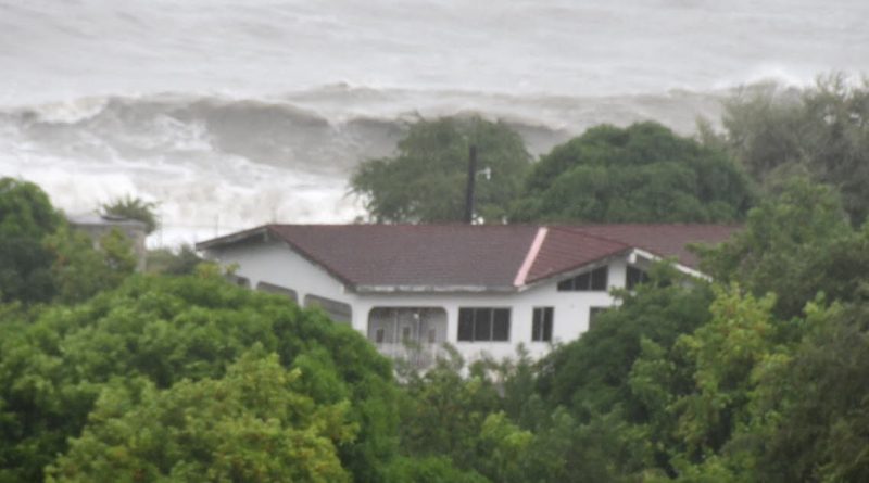 Ouragan Melissa : des vagues de plus de 8 mètres attendues en direct des Caraïbes