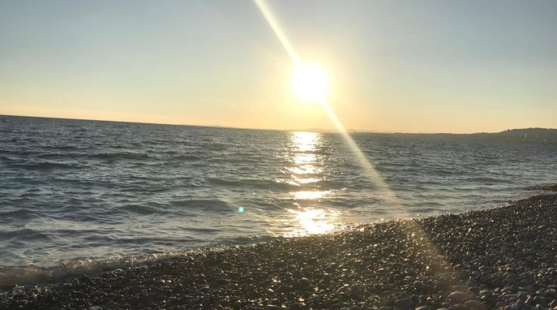 Vigilance jaune et pluie au début : météo des vacances de Toussaint en Paca