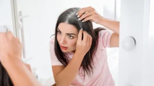 Des scientifiques découvrent un lien inattendu entre les cheveux gris et le cancer.