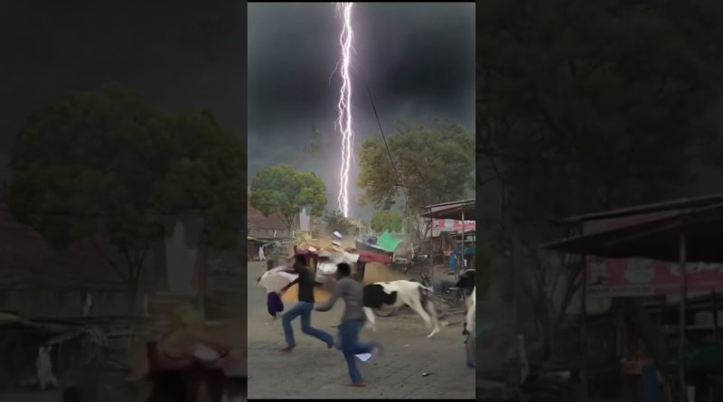 तूफ़ान को देख लोग भागे ,toofan, cyclone ASMR , Bhayankar adnhi toofan , Tornado ,thunderst video ASMR