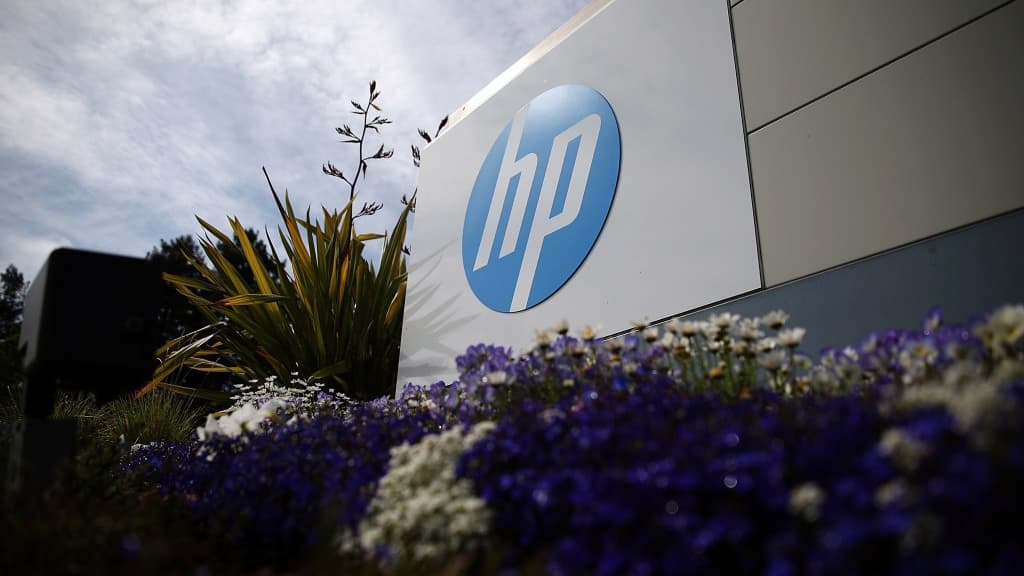 HP supprime 10 % de ses effectifs, liant cette décision à l'adoption de l'IA.