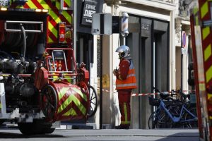 Incendie dans un immeuble de quatre étages : 11 blessés, les secours en intervention