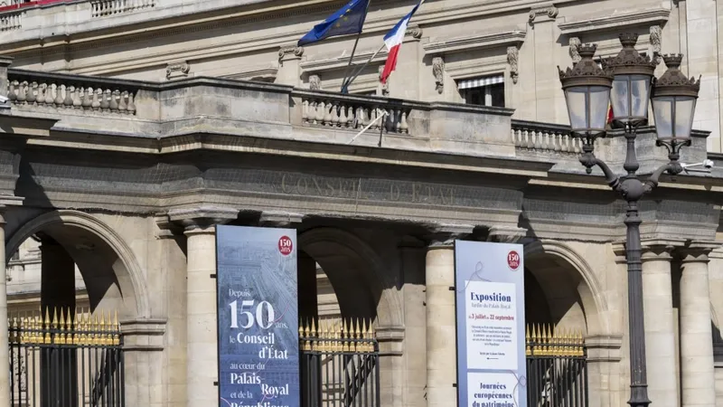 La devanture du Conseil d'État, à Paris.
