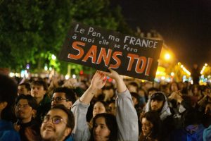 Empêchons le RN d'imposer ses lois dans notre société !