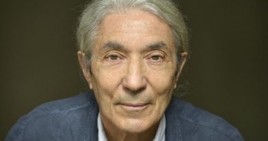 Libération de Boualem Sansal : ses amis saluent le courage de l'écrivain dans sa ville