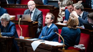 Après le rejet de la taxe Zucman, Sébastien Lecornu promet des concessions au PS