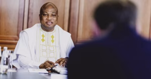 Ghana : l’accueil de migrants expulsés des États-Unis contesté de toutes parts