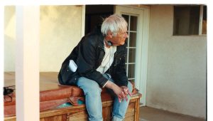 Dennis Cooper raconte : 'Une hache m'a fendu le crâne, des événements troublants ont suivi'