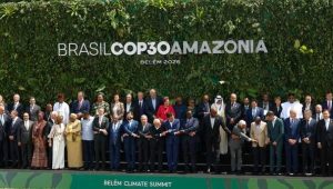 Vidéos mensongères, discours tronqués : chaque année la COP ciblée par la désinformation