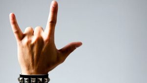 Hellradioké : le phénomène musical qui transforme vos soirées en concerts live