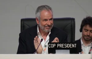 Macron au plus bas, Lecornu chute… L’exécutif installé dans l’impopularité