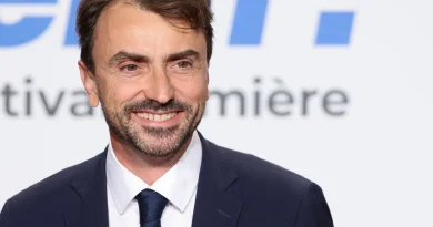 Crash d’un avion-cargo après le décollage, au moins trois morts et des bles…