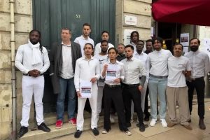 « 17 salariés portent plainte contre le patron du Régent à Bordeaux pour racisme »