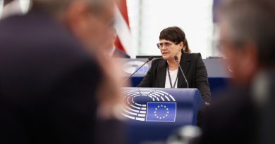 Le PPE incite le Parlement à adopter le report des règles anti-déforestation