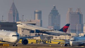 États-Unis: la paralysie budgétaire risque d’entraîner l’annulation de milliers de vols