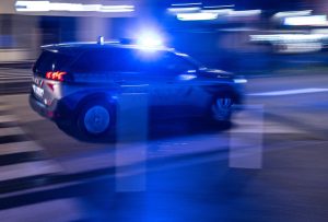 Un père de famille décède après avoir été ligoté et bâillonné, sa famille placée en garde à vue.