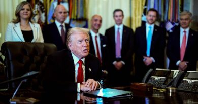 Donald Trump annonce un accord pour réduire le prix des traitements contre l’obésité.