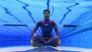 Vitomir Maricic bat le record du monde d'apnée en restant 29 minutes sous l'eau sans respirer