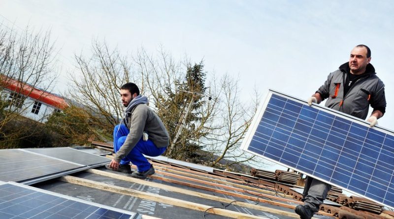 Dans une commune de l'Aveyron, l'électricité solaire est 10 % moins chère que chez les fournisseurs classiques