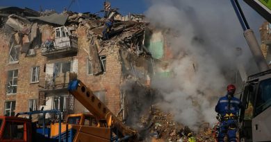 Ukraine : huit morts dans l'une des attaques russes les plus importantes depuis le début de la guerre