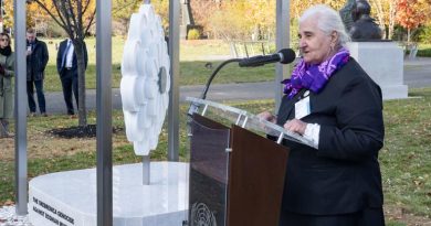 Inauguration de la « fleur de Srebrenica » à l'ONU, 30 ans après le génocide de 1995