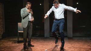 Valentin Rossier et Mauro Bellucci s'affrontent dans un duel comique à Genève