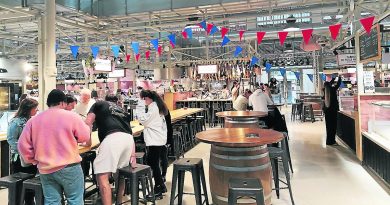 Halles de Béziers un an après : bilan des commerçants et affluence constatée