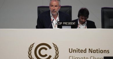 La COP30 aboutit à un accord modeste sans plan de sortie des énergies fossiles