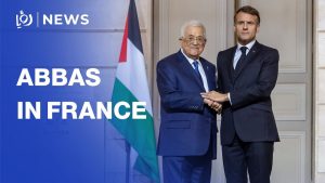 Macron rencontre le président palestinien Abbas