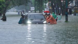 Inondations en Asie du Sud-Est : 321 morts et de nombreux disparus suite à des pluies torrentielles