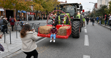 La parade lumineuse des Jeunes Agriculteurs illumine les rues de Toulouse