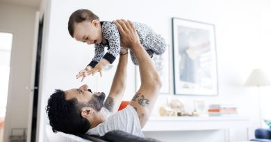 Bébé et inégalités : la Ligue des familles plaide pour des congés familiaux adaptés