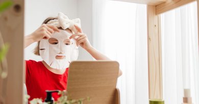 Mini-masques pour enfants de Shay Mitchell : une initiative controversée en skincare