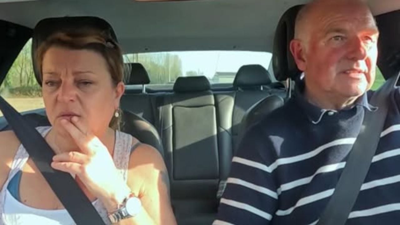 Isabelle et Jean-Louis en voiture