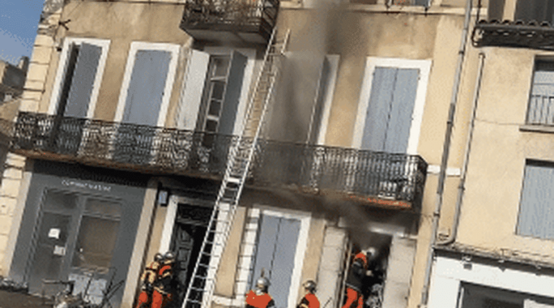 Incendie en centre-ville de Carcassonne : deux pompiers blessés, trois personnes évacuées
