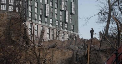 « Mes cheveux ont pris feu » : Kiev frappée par des missiles russes, bilan de six morts