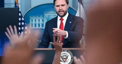 René Girard et l'influence des ultraconservateurs Peter Thiel et J. D. Vance aux États-Unis