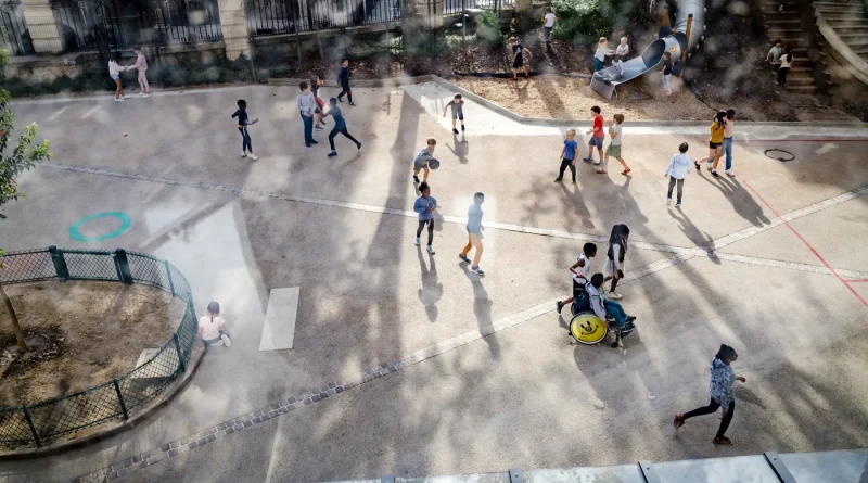 L'école inclusive en crise : l'insuffisance de la prise en charge du handicap