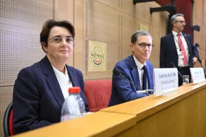 Le Louvre annonce des mesures d'urgence pour la sécurité, les syndicats insatisfaits.