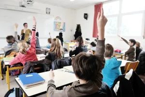 Temps de l’enfant : les jeunes réclament moins de devoirs et des journées plus courtes