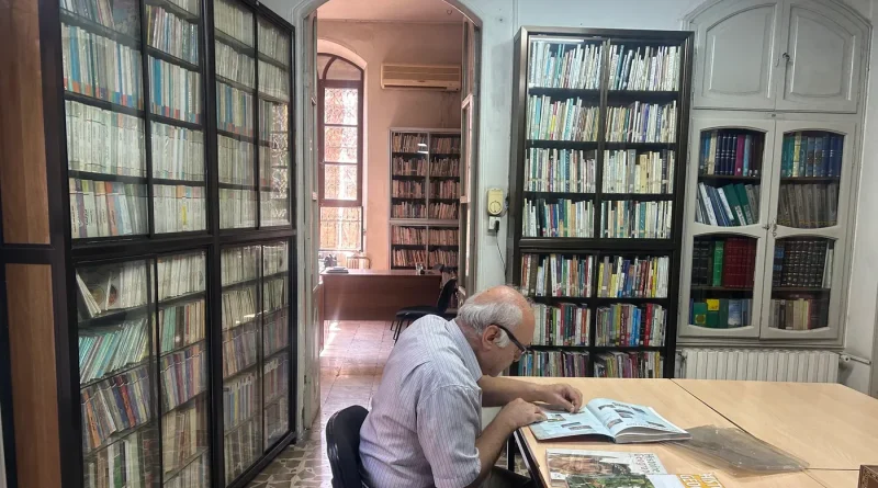 À Alep, la bibliothèque spirituelle d'Aziziyé lutte pour sauver des vies grâce aux livres.