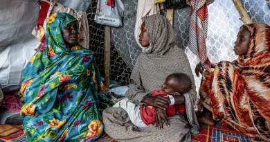 Réfugiés au Tchad, des rescapés d’El-Fasher témoignent : « Mon père est mort devant moi »