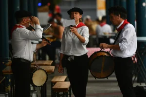Réparer le tissu social : la politique doit recréer du commun