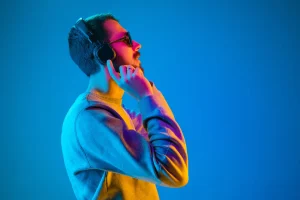 La musique générée par l'IA devient indétectable pour l'oreille humaine, selon Deezer