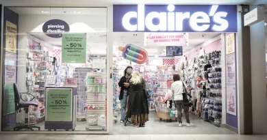 Magasins Claire’s : deux offres de reprise acceptées, 50 % des employés maintenus