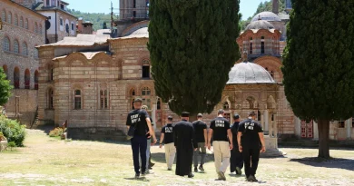 Au Mont Athos, des soldats ukrainiens cherchent à guérir et à se réintégrer dans la société