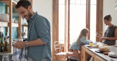 Les jeunes enfants passent moins de temps avec leurs parents : les raisons expliquées