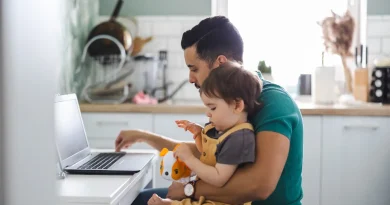 Être parent : entre bonheur et fatigue intense au quotidien